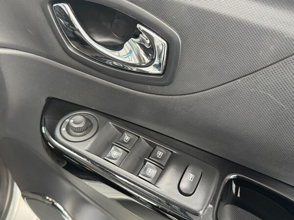 Used Renault Captur 2014 for sale - 75653231: Photo 54