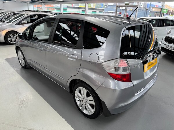 Used Honda Jazz 2010 for sale - 74760299: Photo 14