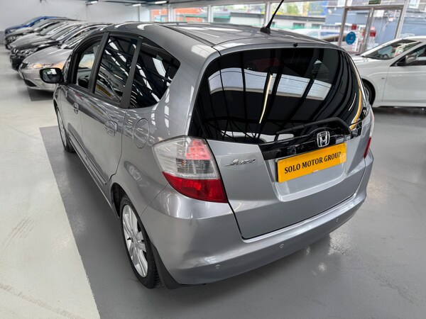 Used Honda Jazz 2010 for sale - 74760299: Photo 15