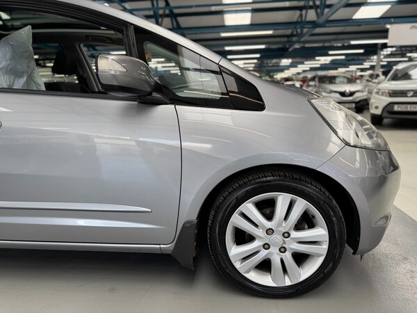 Used Honda Jazz 2010 for sale - 74760299: Photo 22