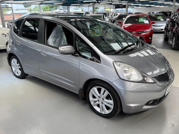 Used Honda Jazz 2010 for sale - 74760299: Photo 23