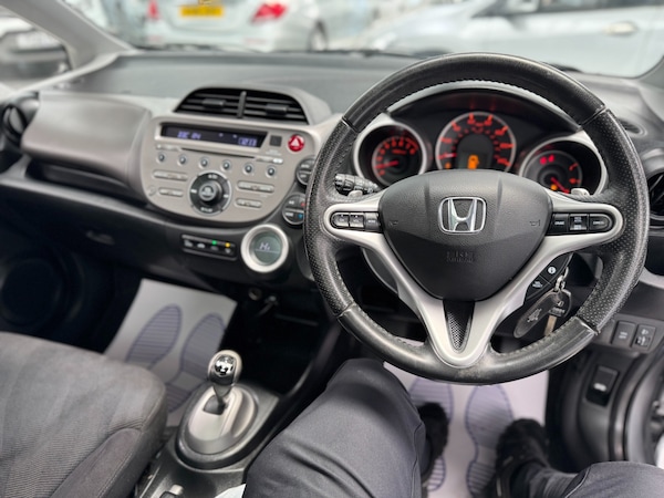 Used Honda Jazz 2010 for sale - 74760299: Photo 27