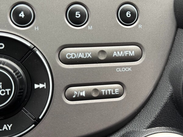 Used Honda Jazz 2010 for sale - 74760299: Photo 34