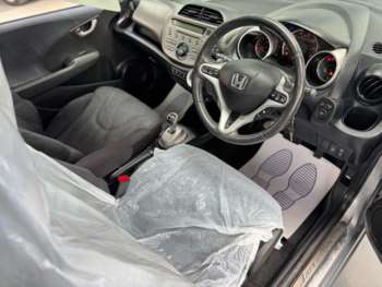 Used Honda Jazz 2010 for sale - 74760299: Photo