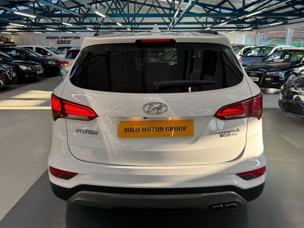 Used Hyundai Santa Fe 2016 for sale - 76776357: Photo 15