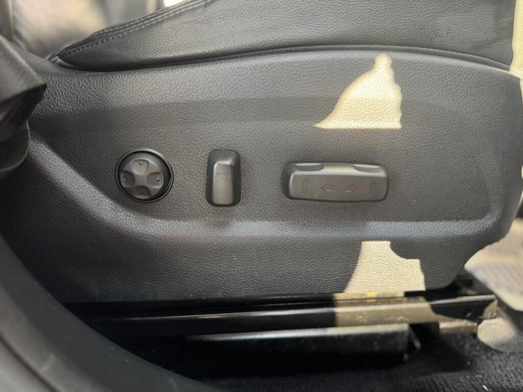 Used Hyundai Santa Fe 2016 for sale - 76776357: Photo 48