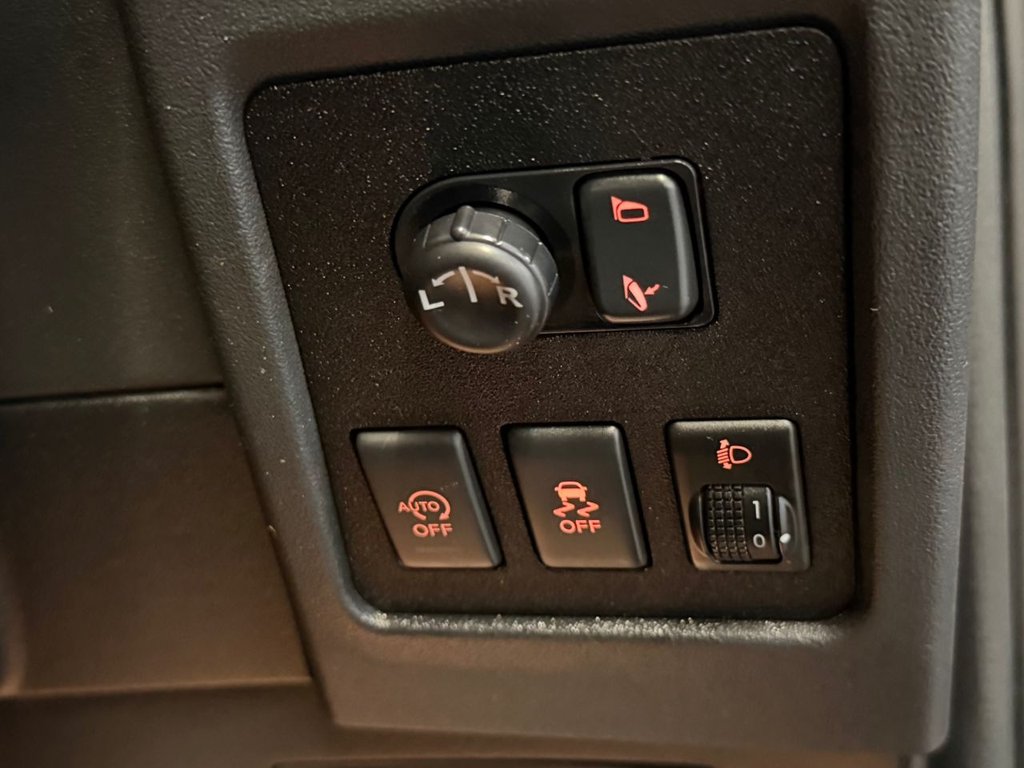 Used Nissan Qashqai 2012 for sale - 76820725: Photo 31