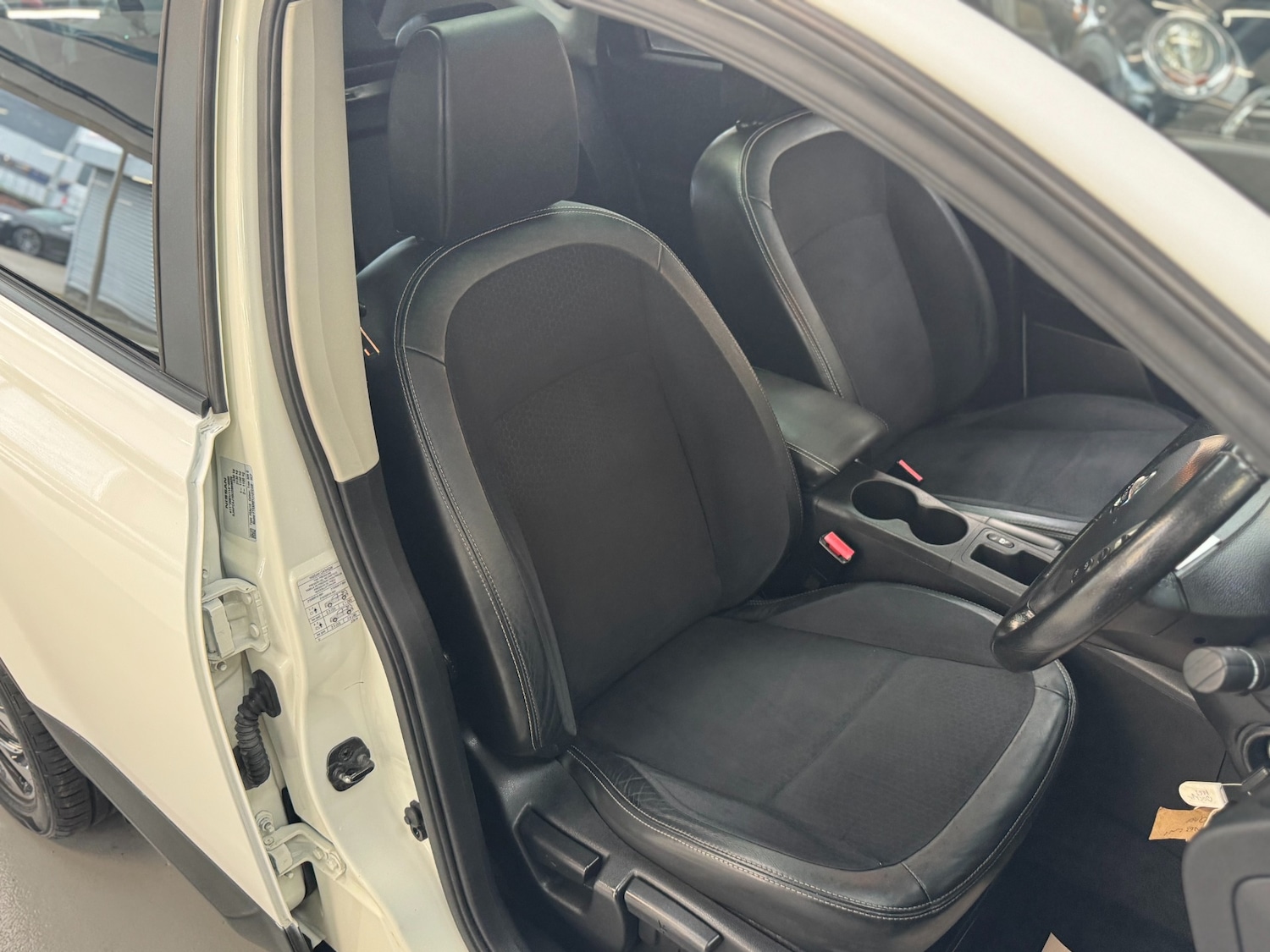 Used Nissan Qashqai 2013 for sale - 76320465: Photo 46