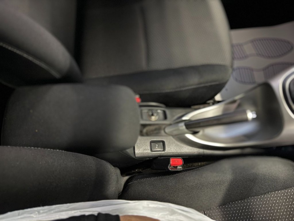 Used Toyota Auris 2012 for sale - 77319578: Photo 30