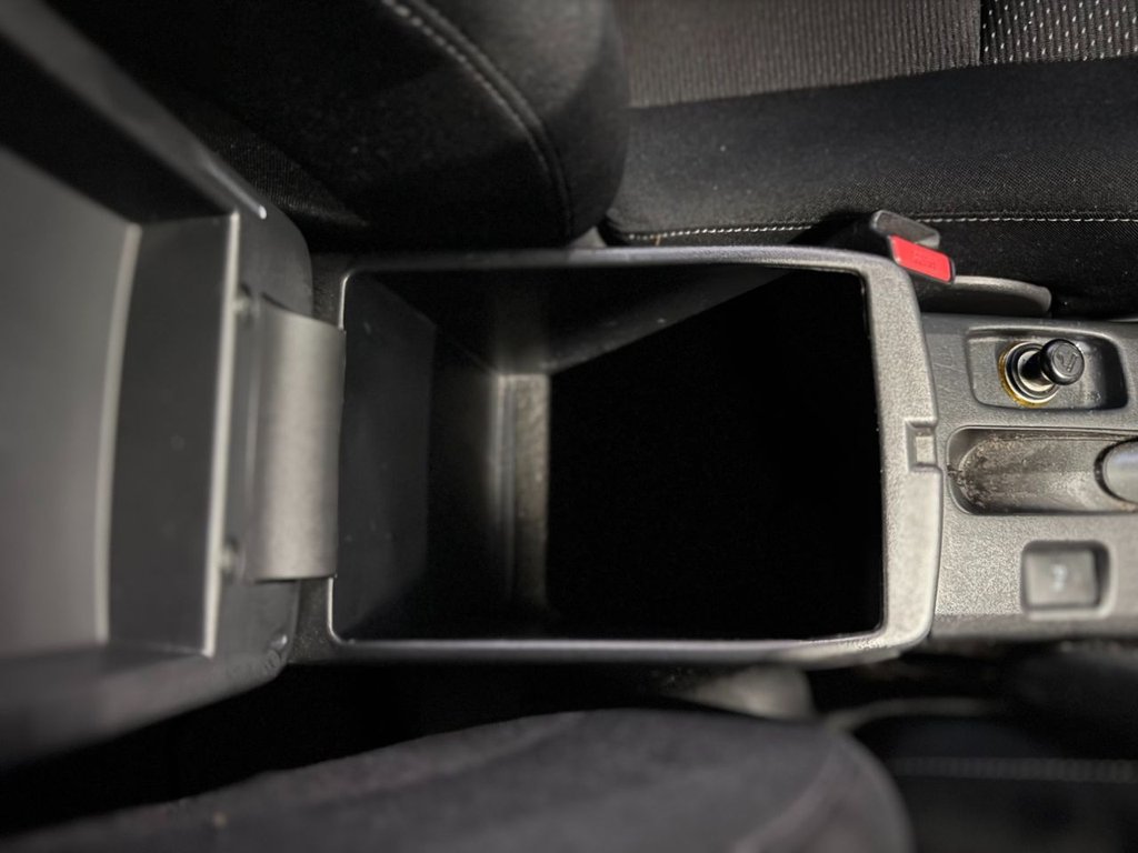 Used Toyota Auris 2012 for sale - 77319578: Photo 32