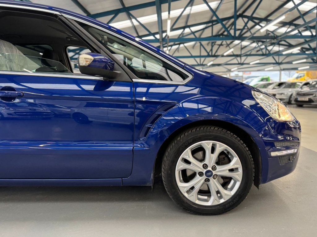 Used Ford S-Max 2013 for sale - 77301899: Photo 21