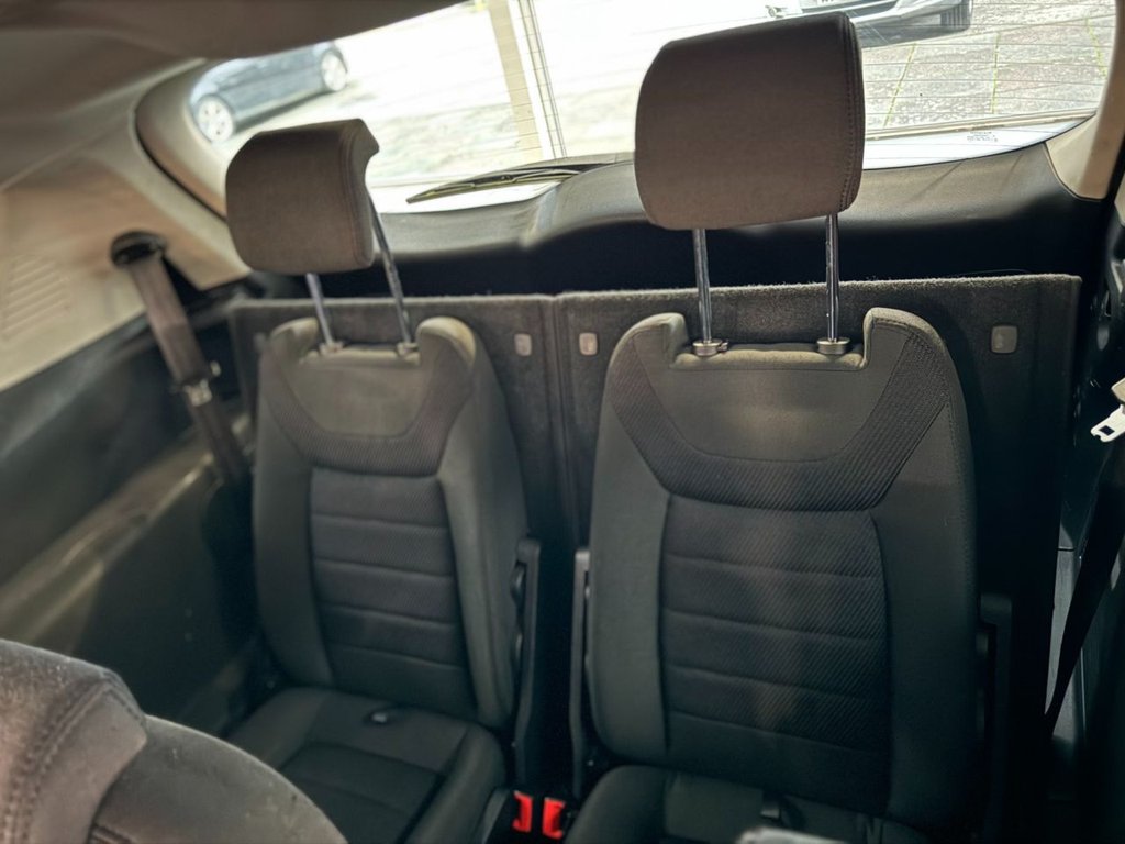 Used Ford S-Max 2013 for sale - 77301899: Photo 28