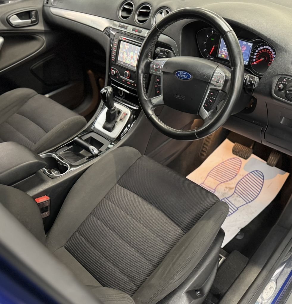 Used Ford S-Max 2013 for sale - 77301899: Photo 3