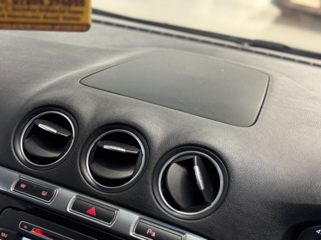 Used Ford S-Max 2013 for sale - 77301899: Photo 32