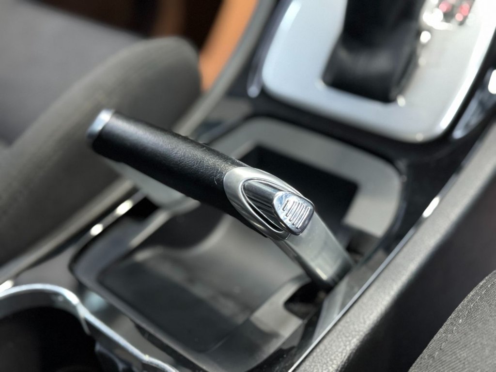 Used Ford S-Max 2013 for sale - 77301899: Photo 40