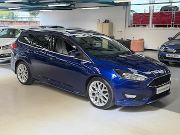 Used Ford Focus 2015 for sale - 75205730: Photo