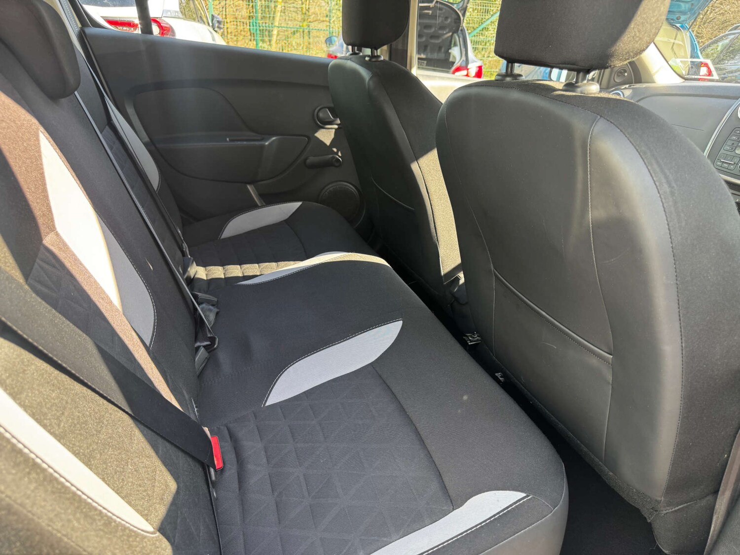 Used Dacia Sandero Stepway 2015 for sale - 77745546: Photo 17