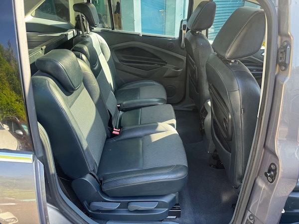 Used Ford C-Max 2014 for sale - 75130683: Photo 17
