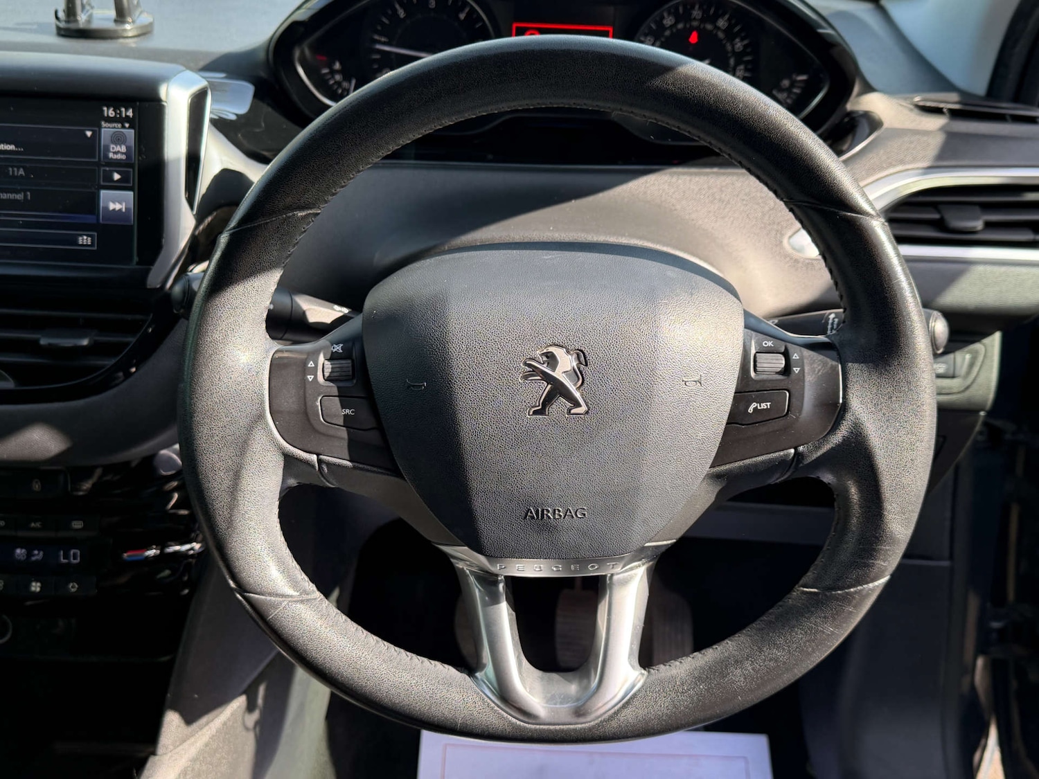 Used Peugeot 208 2015 for sale - 78179610: Photo 13