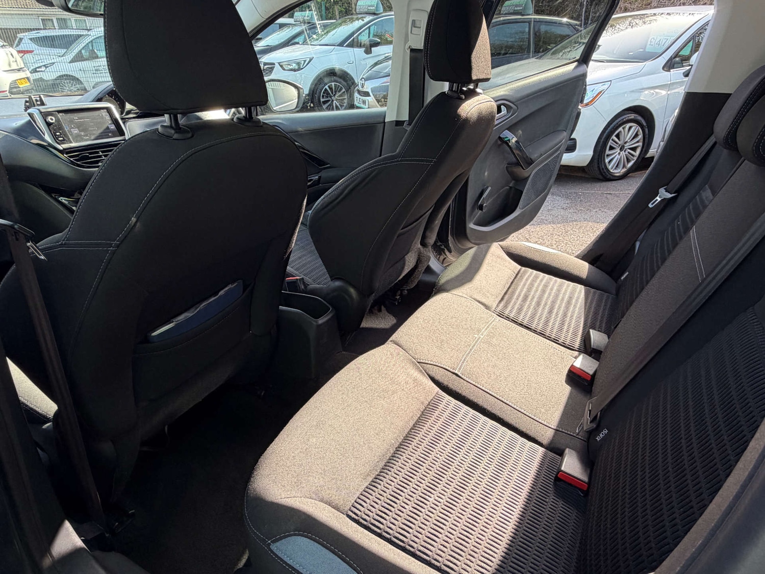 Used Peugeot 208 2015 for sale - 78179610: Photo 19