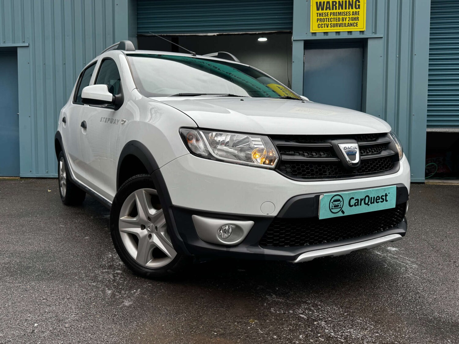 Used Dacia Sandero Stepway 2015 for sale - 77535128: Photo 10