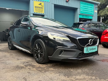 Used Volvo V40 2016 for sale - 79301039: Photo