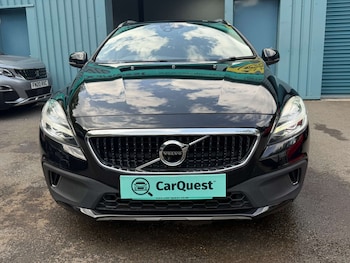 Used Volvo V40 2016 for sale - 79301039: Photo