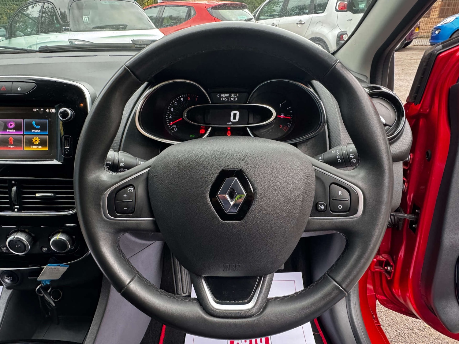 Used Renault Clio 2019 for sale - 76601211: Photo 11