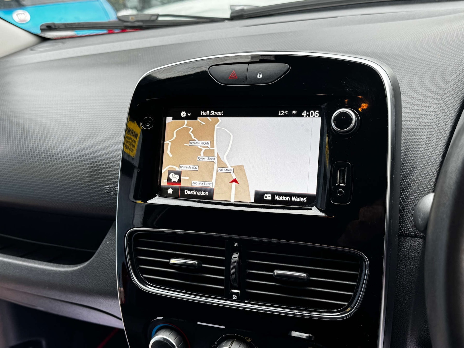 Used Renault Clio 2019 for sale - 76601211: Photo 16