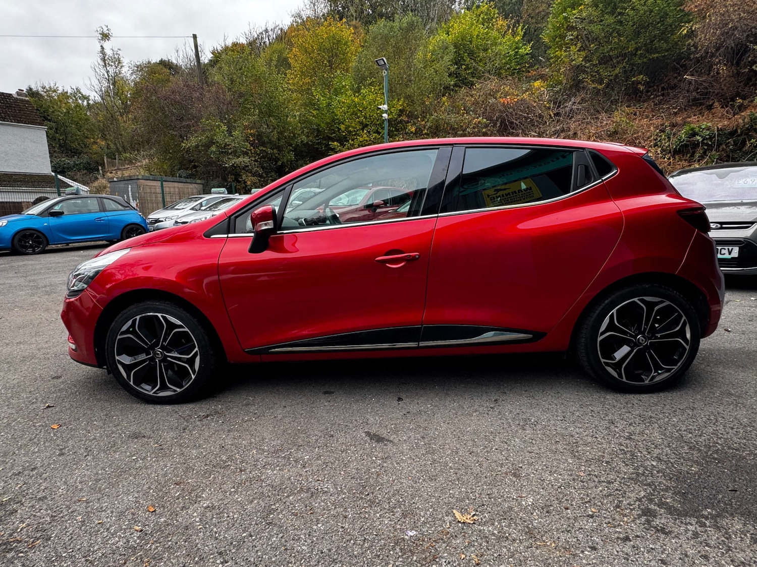 Used Renault Clio 2019 for sale - 76601211: Photo 4