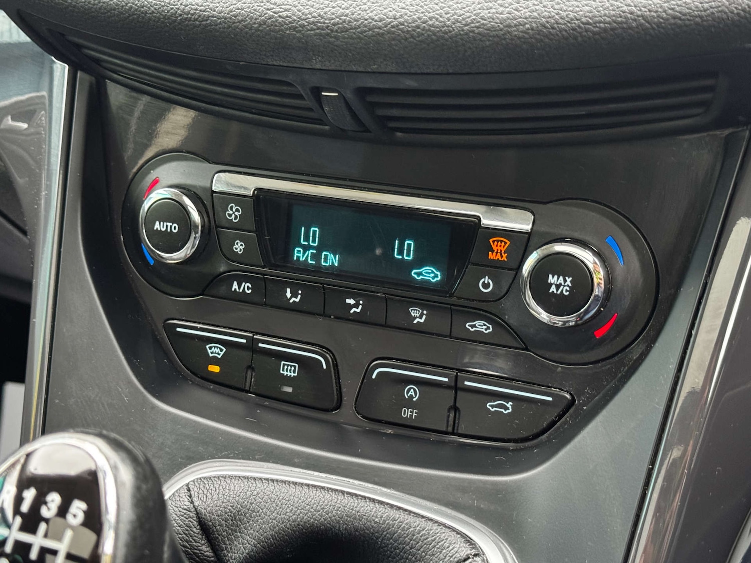 Used Ford Kuga 2016 for sale - 76600693: Photo 18