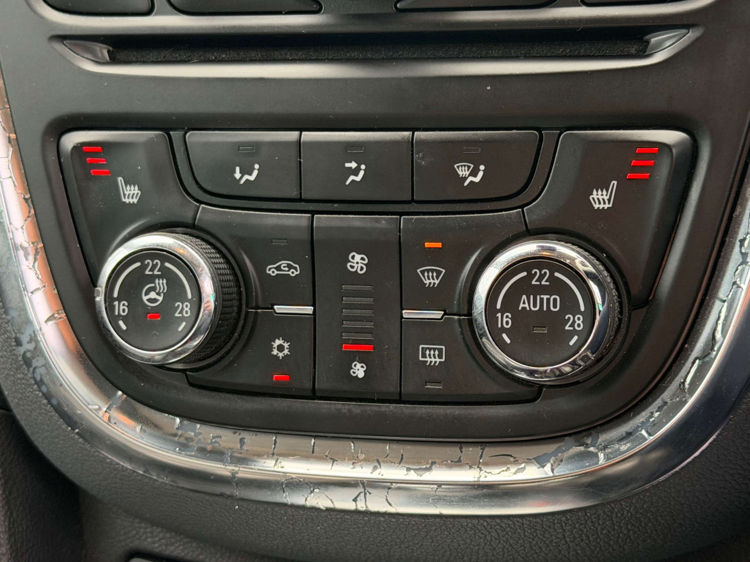 Used Vauxhall Mokka 2015 for sale - 77988260: Photo 19