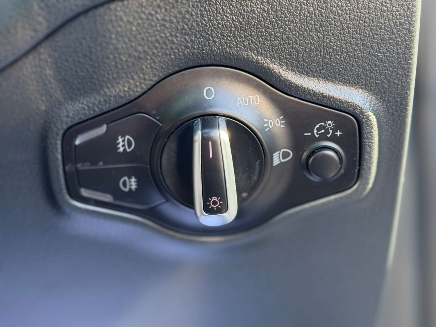 Used Audi Q5 2016 for sale - 77953328: Photo 26