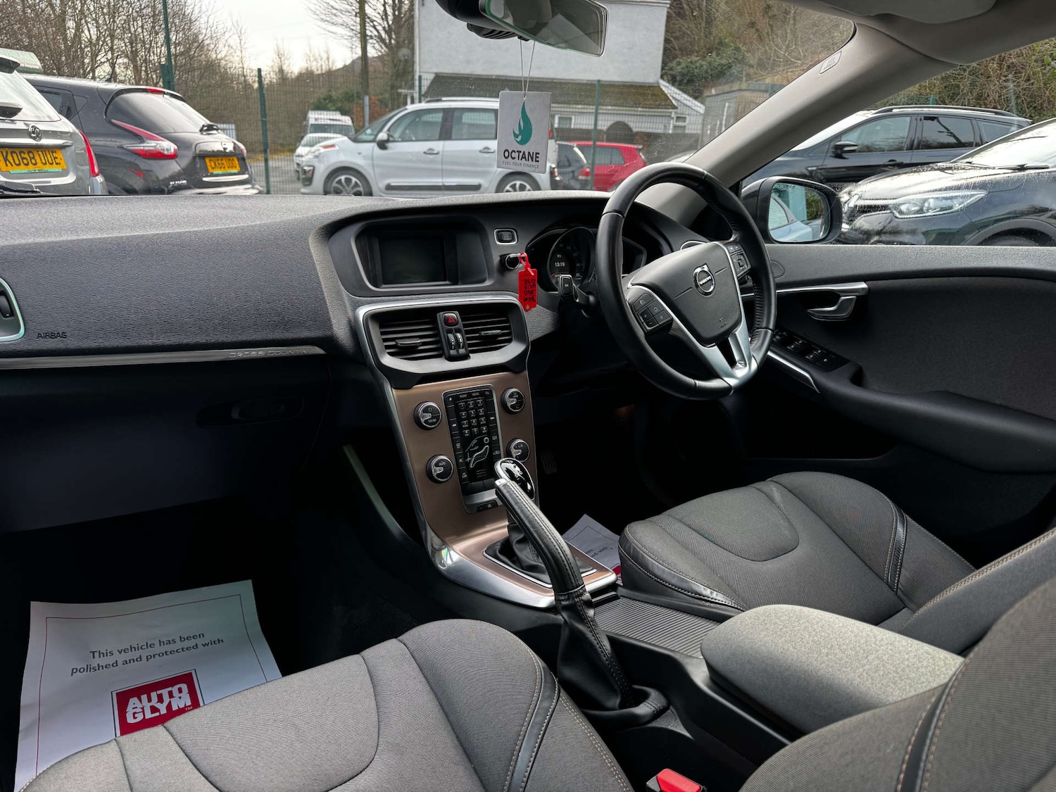 Used Volvo V40 2017 for sale - 77198005: Photo 11