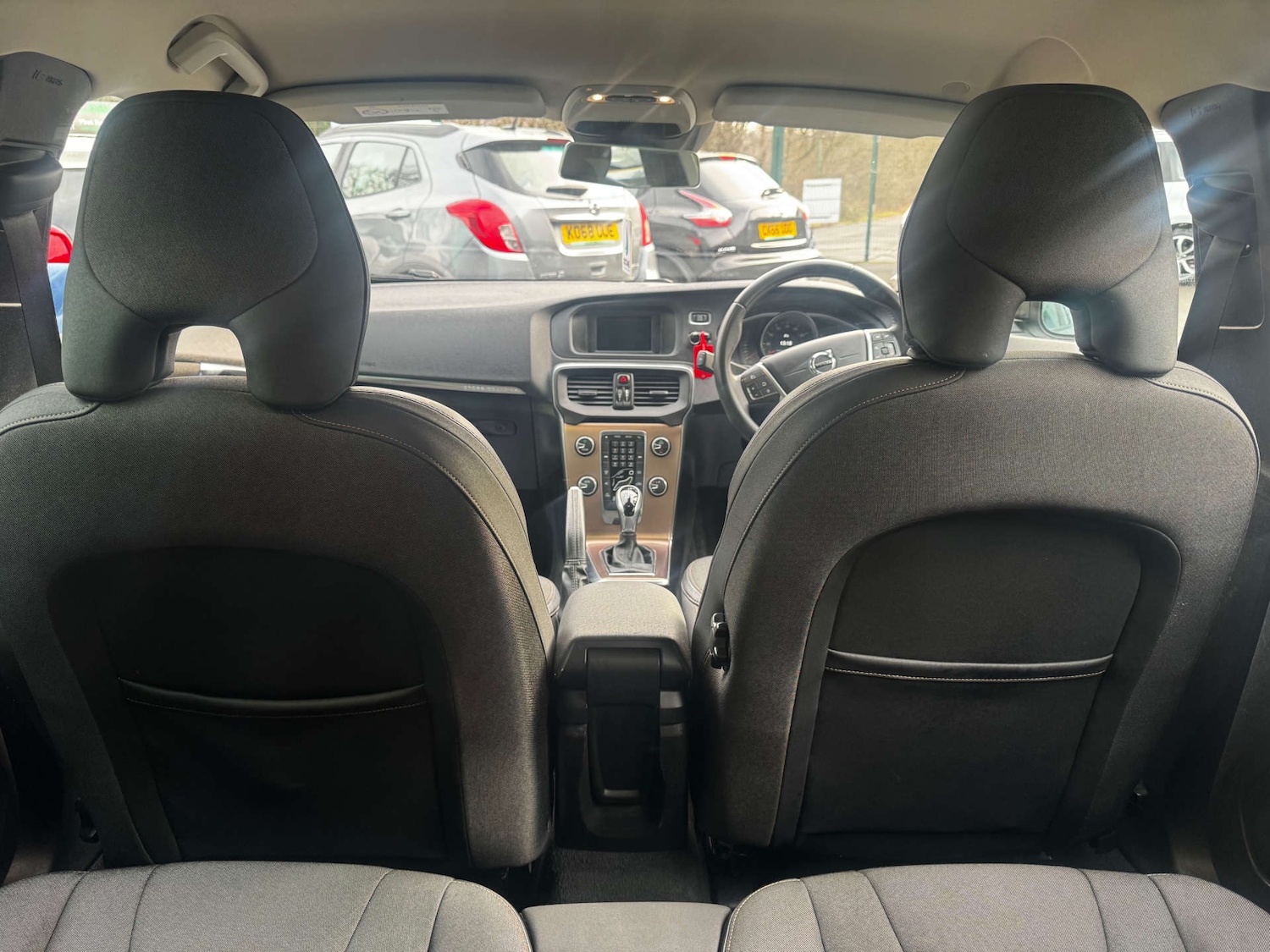 Used Volvo V40 2017 for sale - 77198005: Photo 14