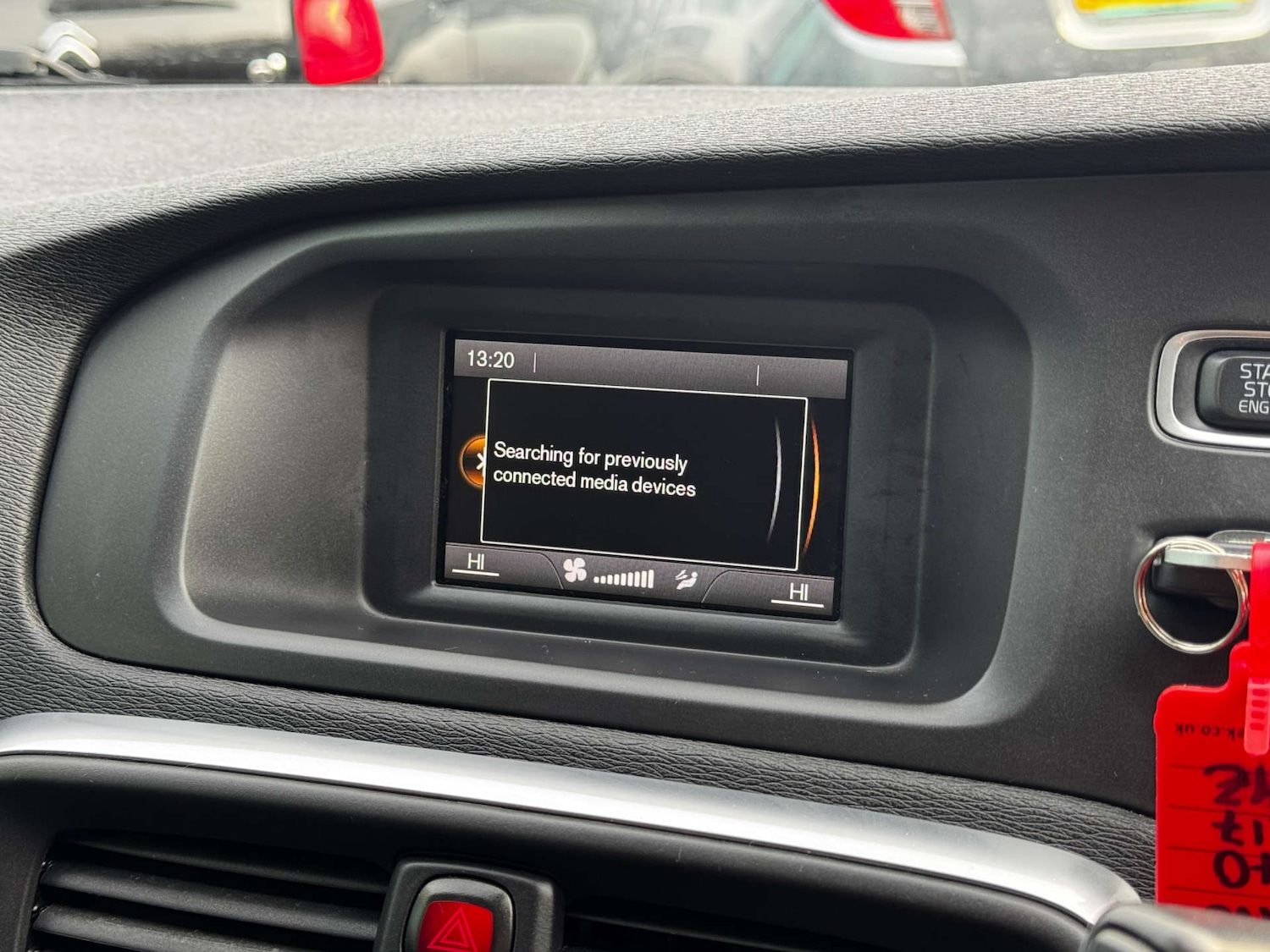 Used Volvo V40 2017 for sale - 77198005: Photo 17