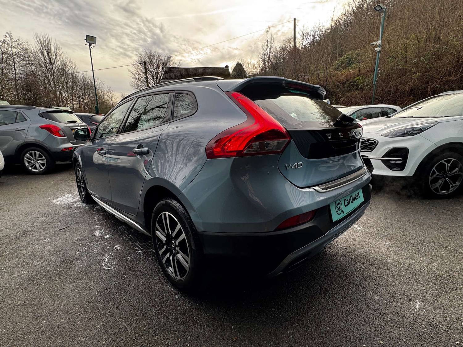 Used Volvo V40 2017 for sale - 77198005: Photo 6