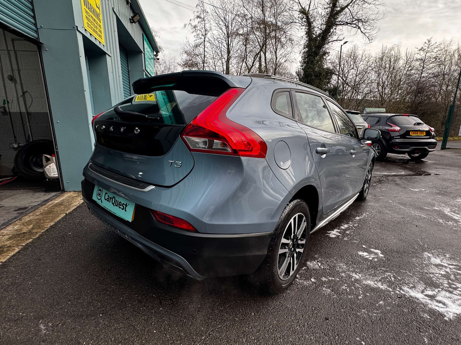 Used Volvo V40 2017 for sale - 77198005: Photo 8
