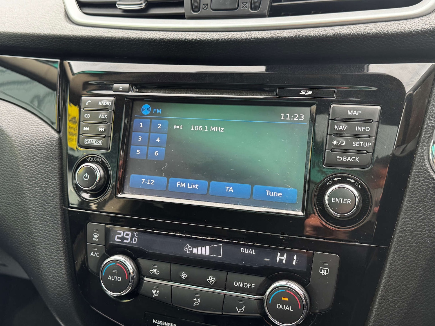 Used Nissan Qashqai 2015 for sale - 77198006: Photo 15