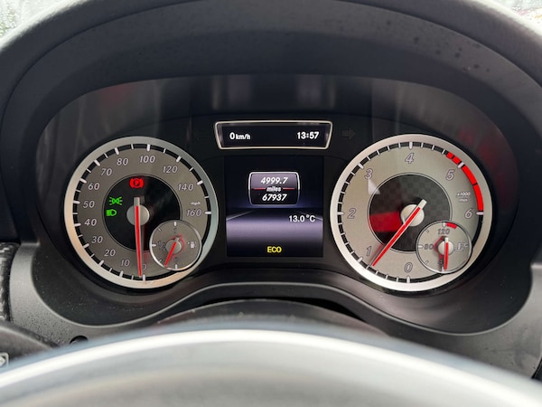 Used Mercedes-Benz A-Class 2014 for sale - 76331479: Photo 14