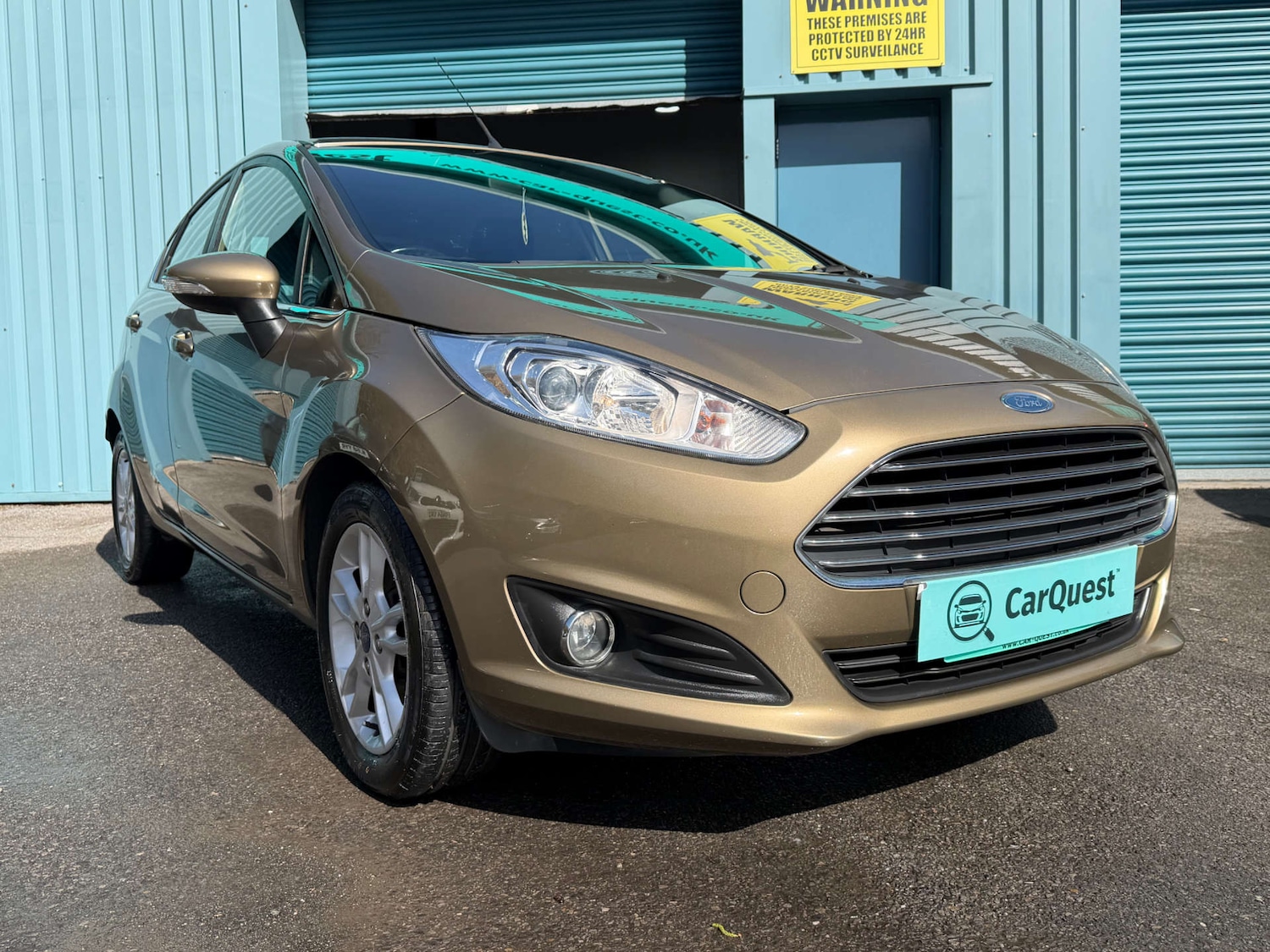Used Ford Fiesta 2015 for sale - 78162725: Photo 2