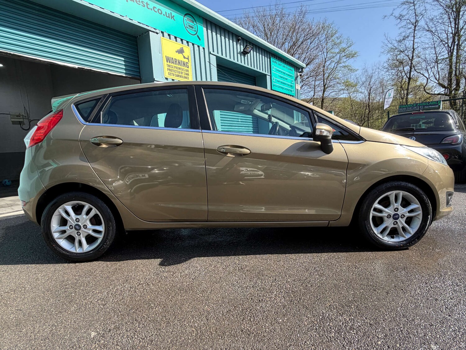 Used Ford Fiesta 2015 for sale - 78162725: Photo 7