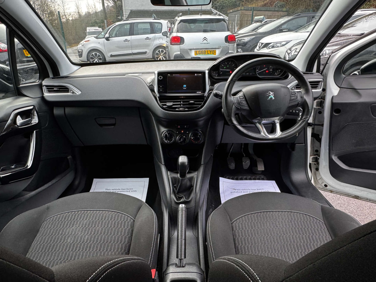 Used Peugeot 208 2017 for sale - 77224832: Photo 10