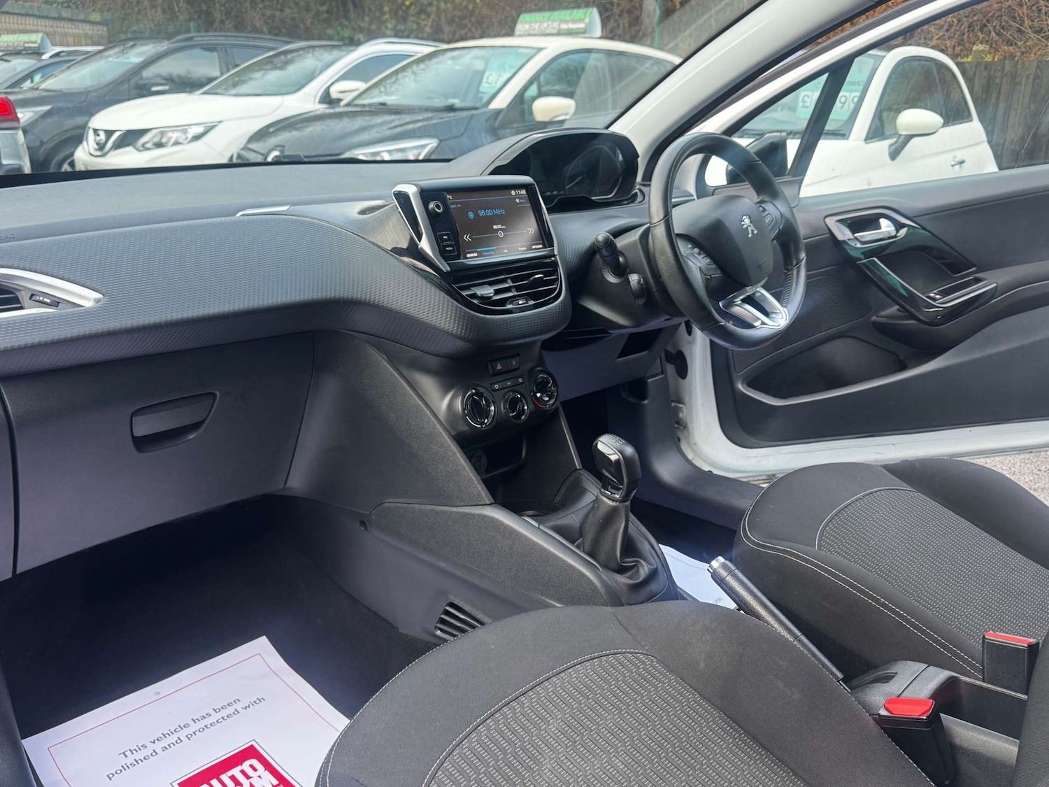 Used Peugeot 208 2017 for sale - 77224832: Photo 21