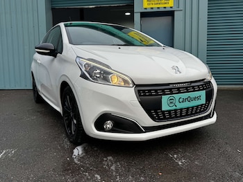 Used Peugeot 208 2017 for sale - 77224832: Photo