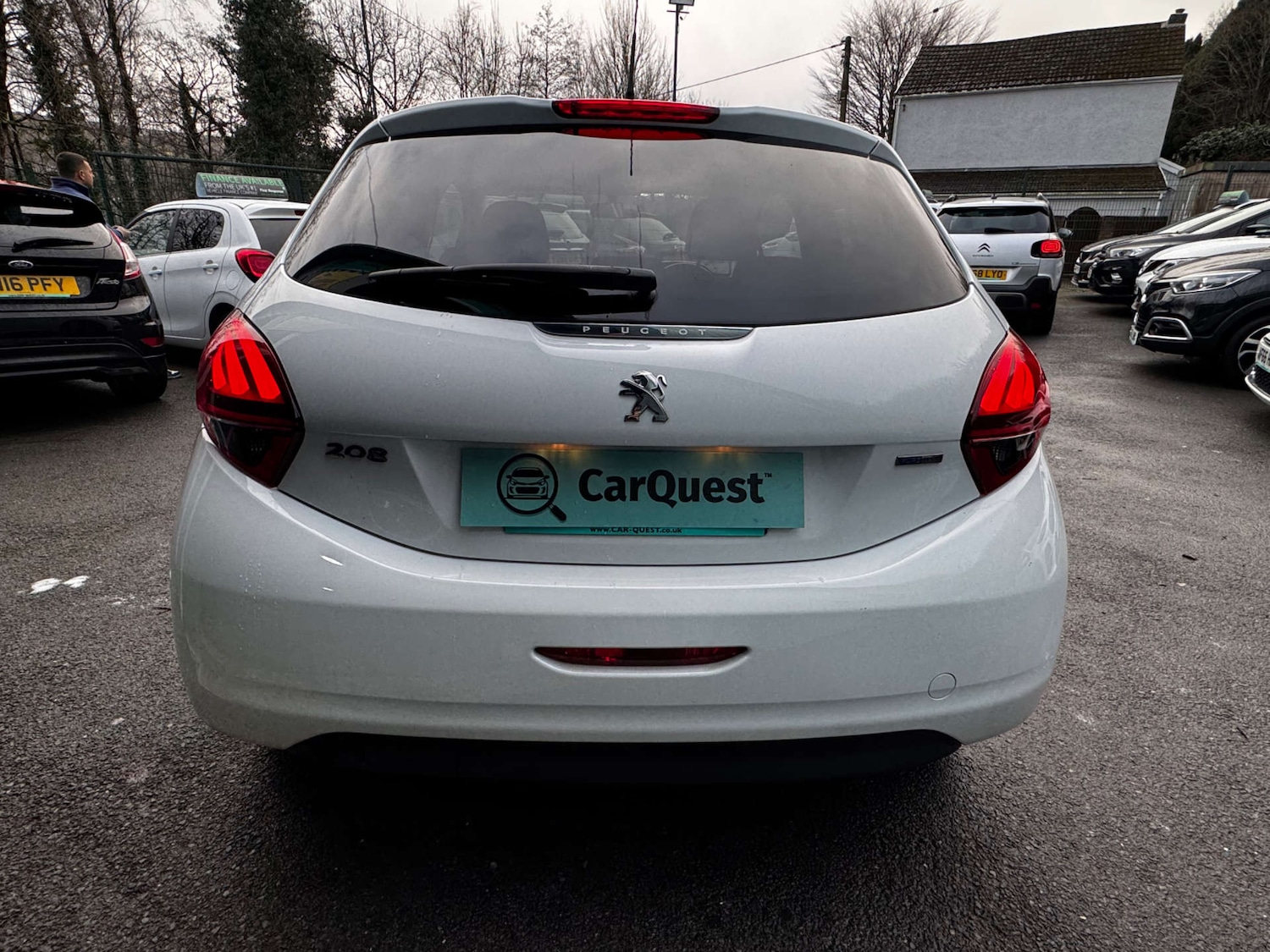 Used Peugeot 208 2017 for sale - 77224832: Photo 6