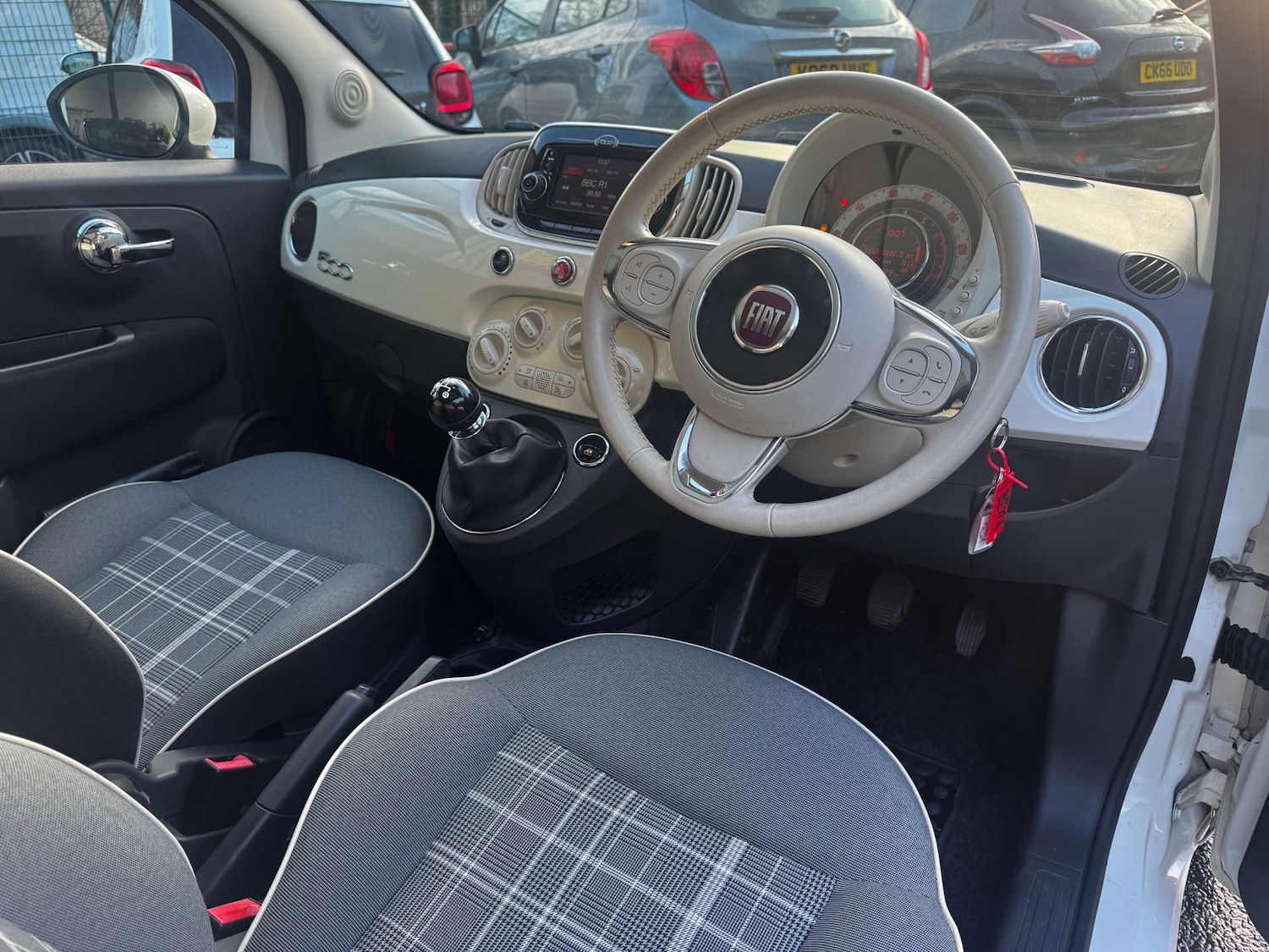 Used Fiat 500 2016 for sale - 77125196: Photo 11