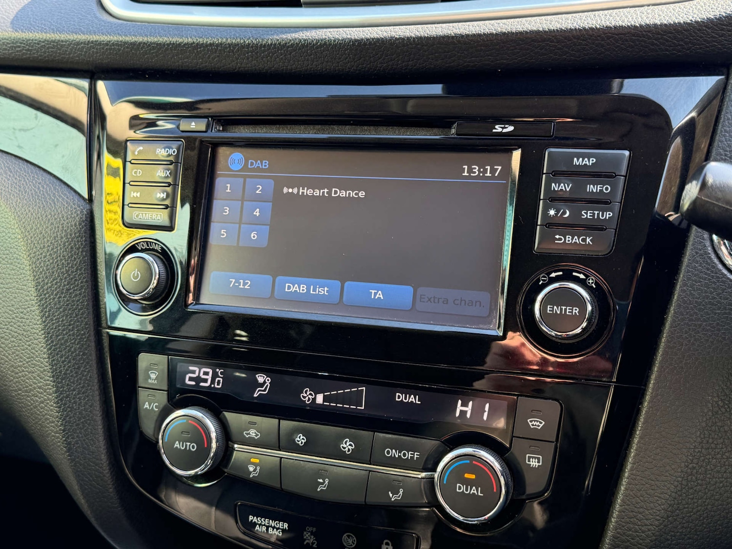 Used Nissan Qashqai 2017 for sale - 77953322: Photo 17