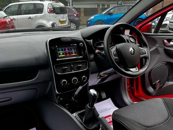 Used Renault Clio 2019 for sale - 76296836: Photo 12