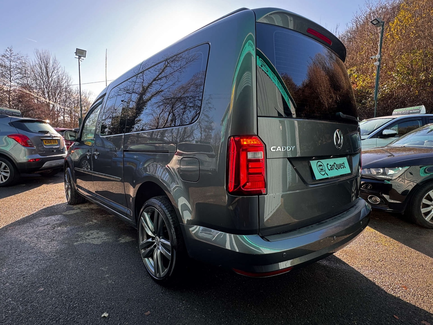 Used Volkswagen Caddy Maxi Life 2019 for sale - 77241077: Photo 6